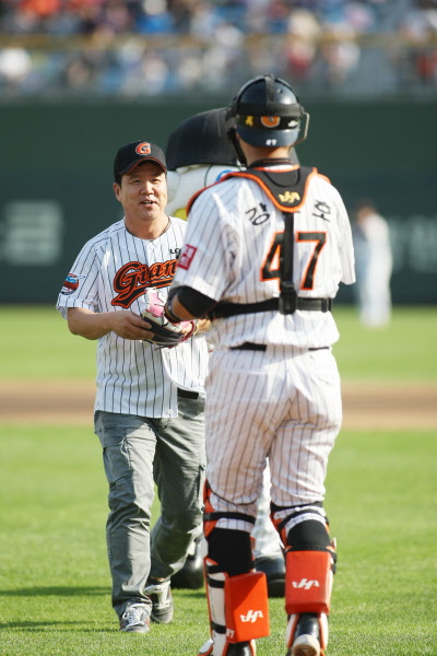 바바라 엔코 이재정 대표이사의 시구